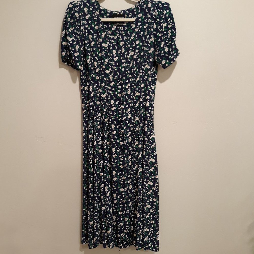 Navy Floral Mid Dress Size 9 Fit and Flare